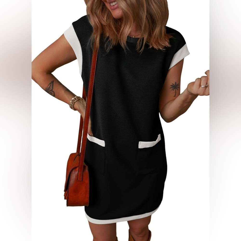 NWOT-Large 2026 Casual
Cap Sleeve Color Block Crewneck Shift Tshirt Mini Dress